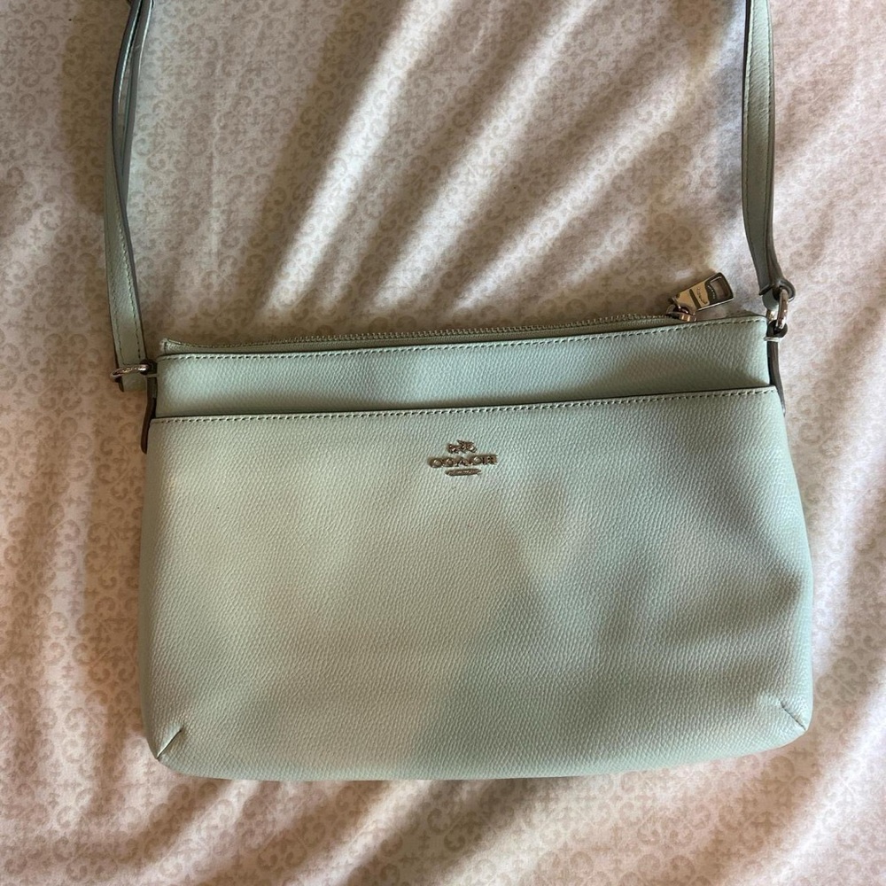 coach shoulder bag